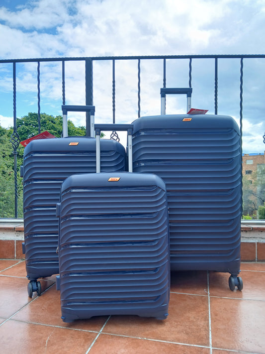 Maletas de Polipropileno Expandibles Ref. M028 (20–28")